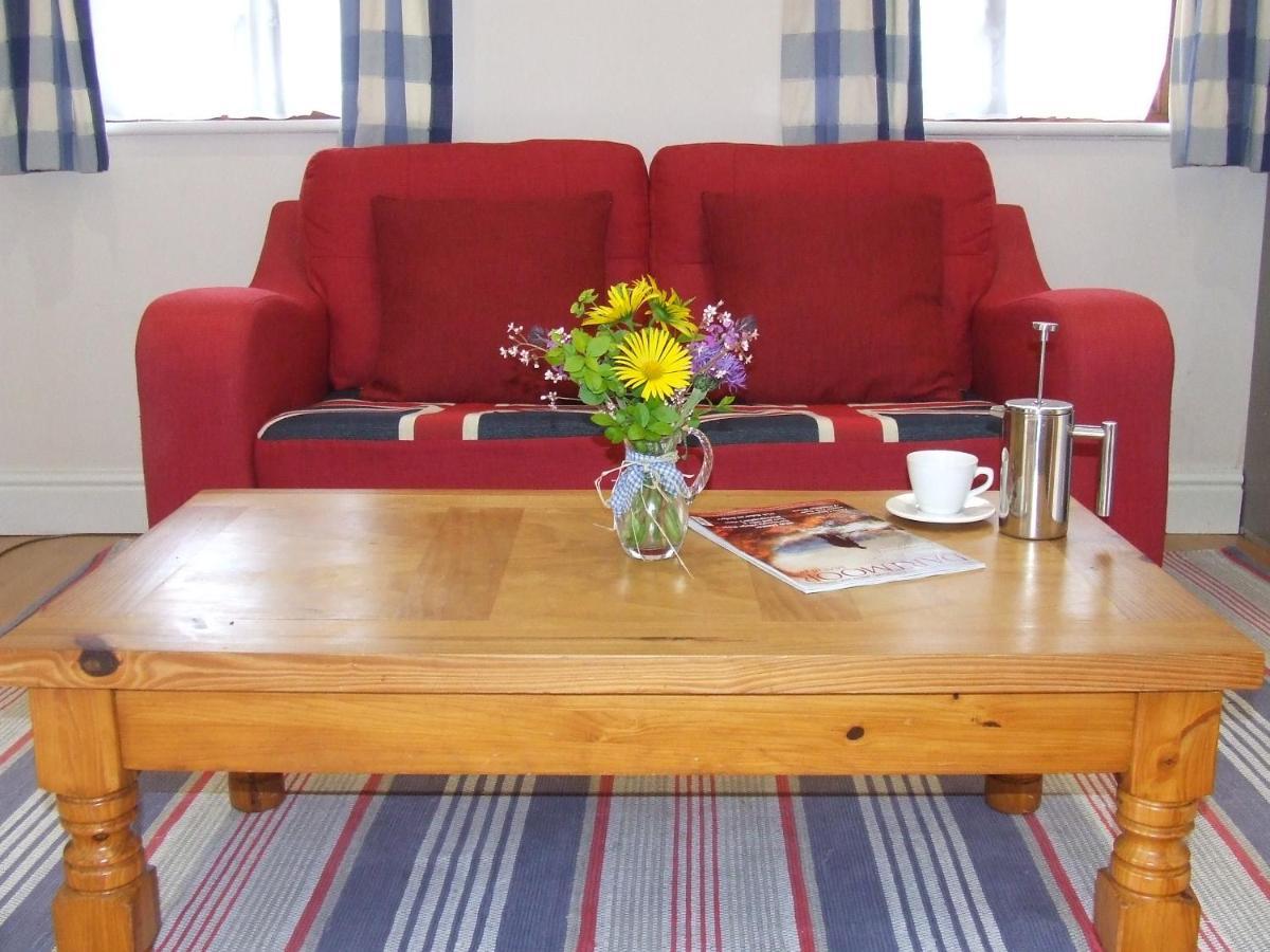 Lobhill Farmhouse Bed And Breakfast And Self Catering Accommodation Okehampton Exterior foto