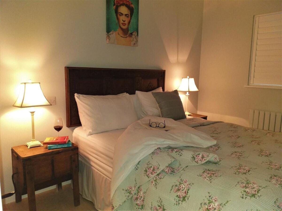 Lobhill Farmhouse Bed And Breakfast And Self Catering Accommodation Okehampton Zimmer foto